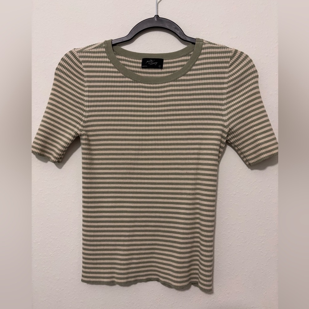 Green and Cream Fitted Ribbed T-Shirt
